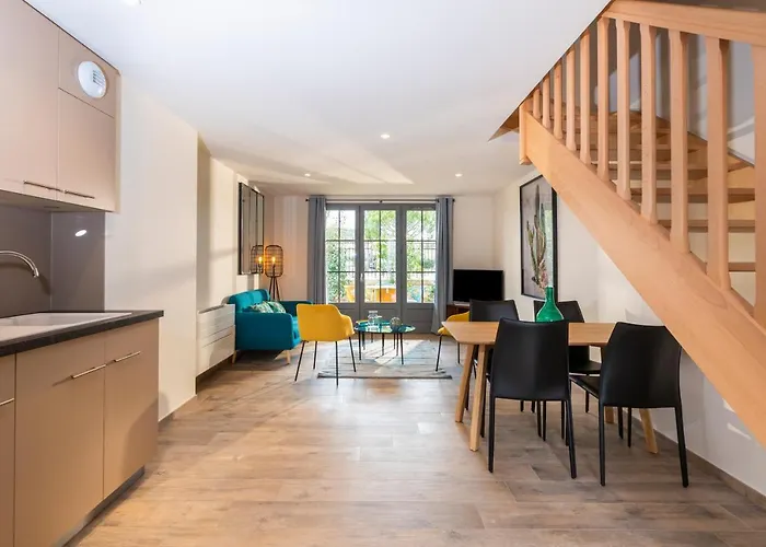 Clos Castel Feriehus